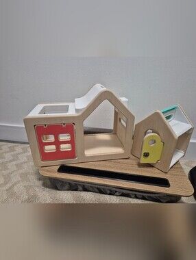 Lovevery Modular Playhouse And Garage from The Observer Play Kit